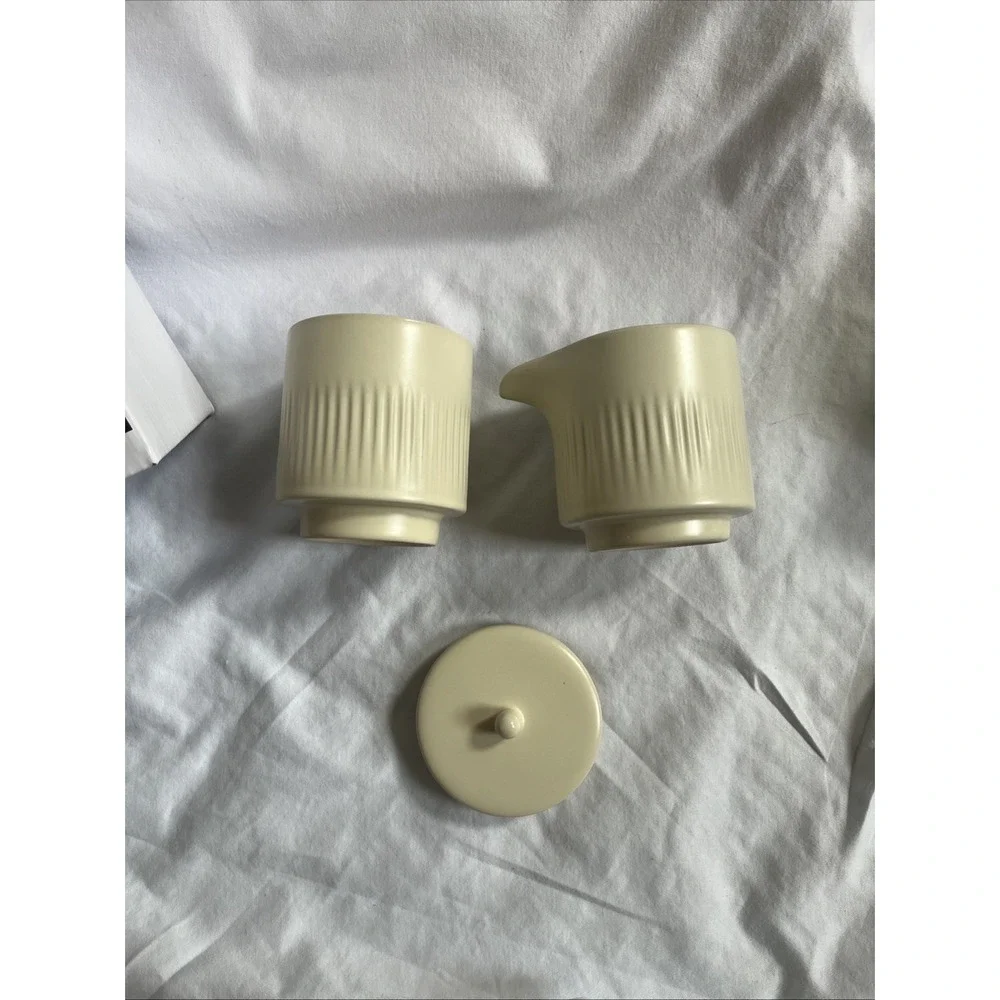 Citrine Everyday Creamer‎ Sugar Set Unisex Cream New Ribbed Ceramic Magenta